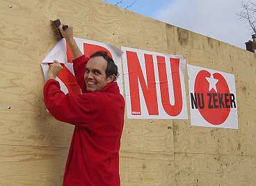 verkiezingsborden plakken