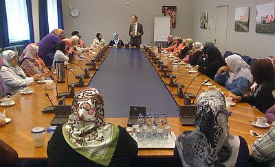 In gesprek met de dames van NISA uit Hillesluis, Rotterdam